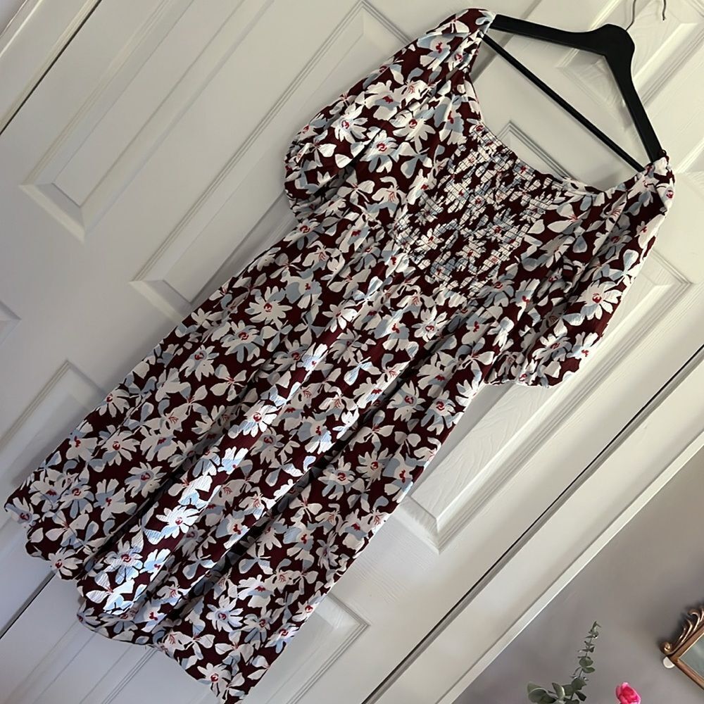 Free Assembly Ruched Halter Dress with Puff Sleeves - Picture 13 of 16